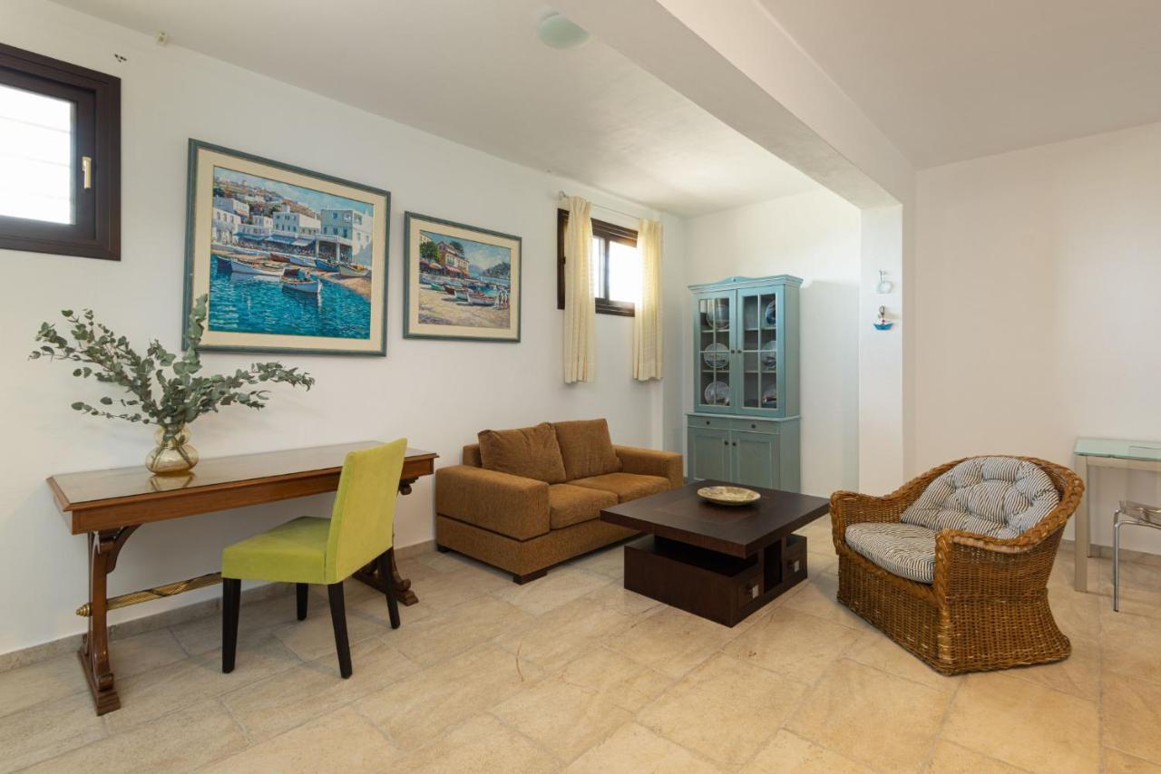 Seagrove, Beachfront Villa In Possidi #Feelslikehome Skála Foúrkas Buitenkant foto